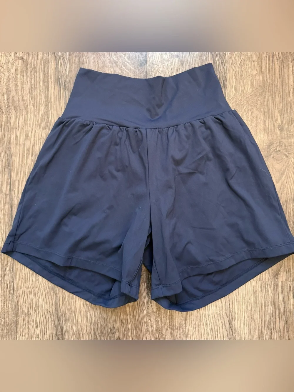NWT Halara Women’s Navy Blue Nylon Athletic Workout Shorts Size Small